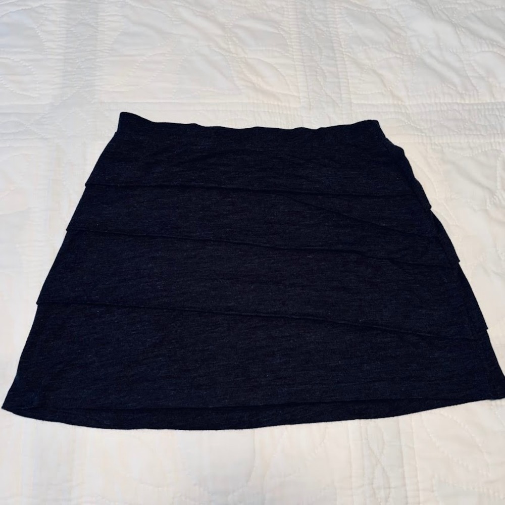 Prana Mini Skirt Womens M Gray Marled Knit Tiered Layered Stretch Casual Sporty